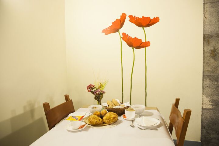 Breakfast/Coffee Service 17 of 27