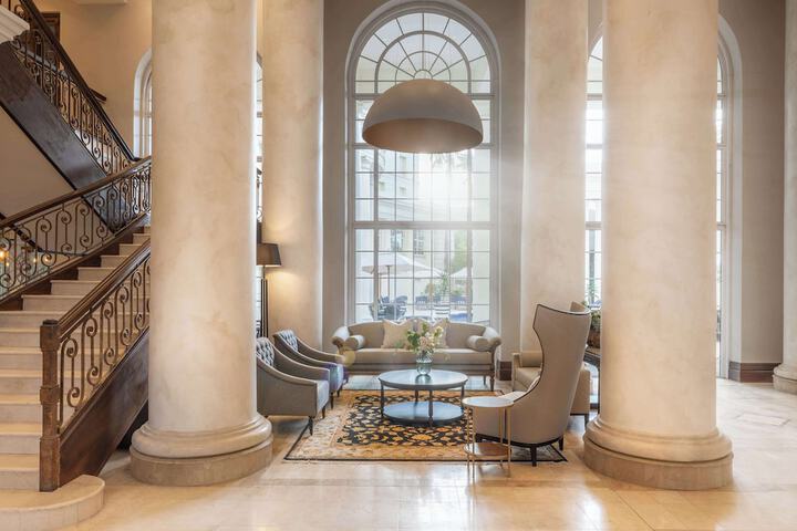 Guest Lobby