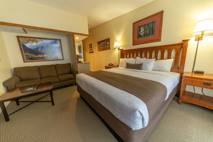 Room 9 of 40