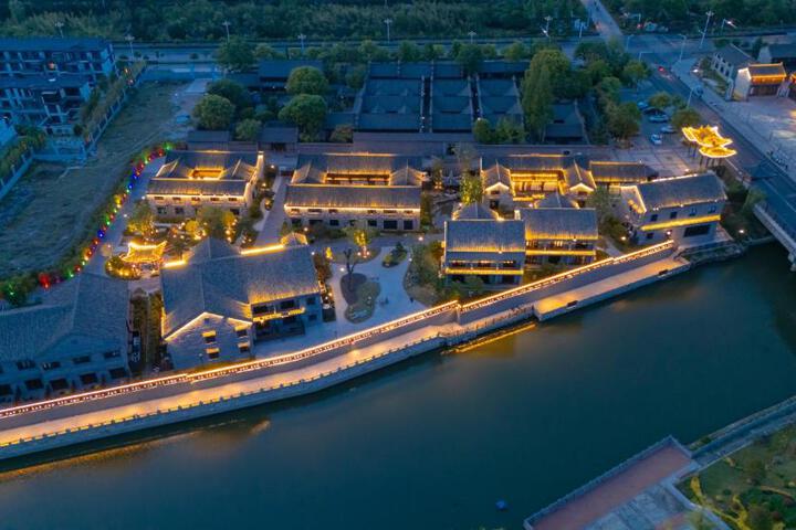 Floral Hotel Taipingli