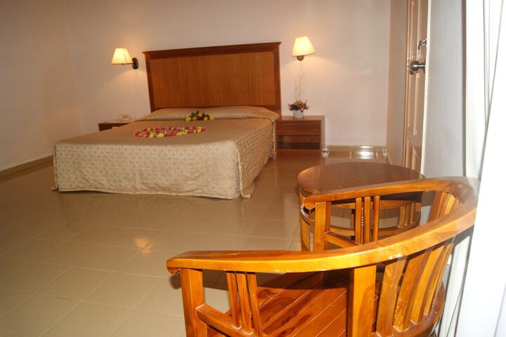 Room 3 of 51