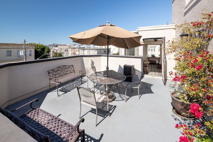 Sundeck