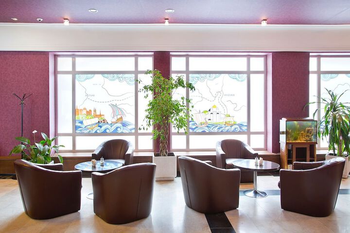 Hotel Interior 5 of 81