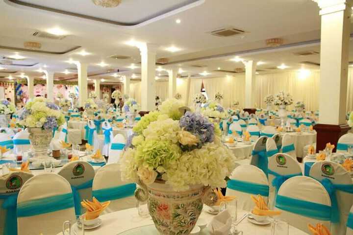 Ballroom/Hall 30 of 37
