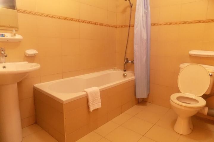 Room 44 of 86