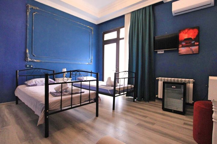 Room 43 of 66