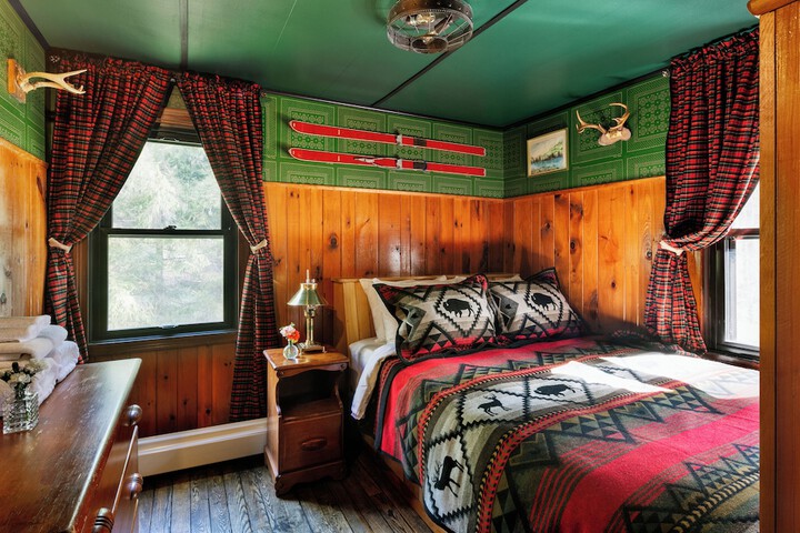 Room 40 of 82