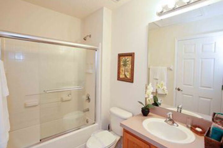 Room 4 of 22