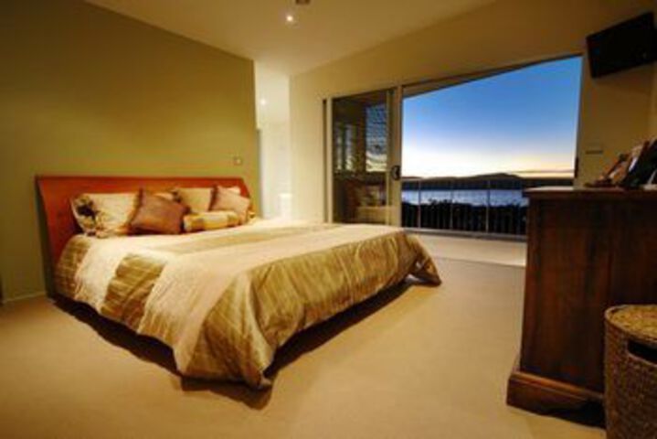 Room 4 of 22