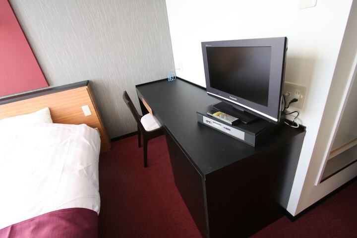 Room 16 of 25