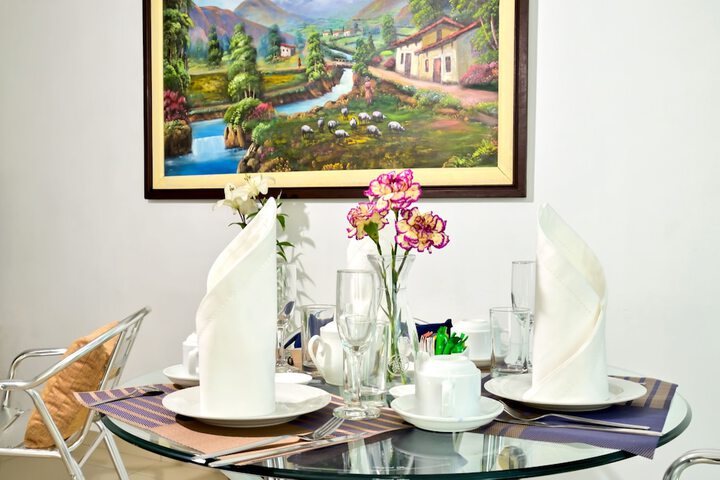 Dining 43 of 61