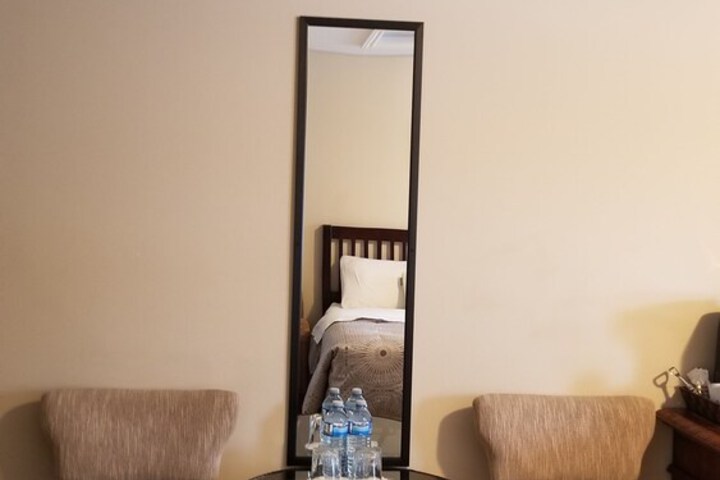 Room 22 of 163