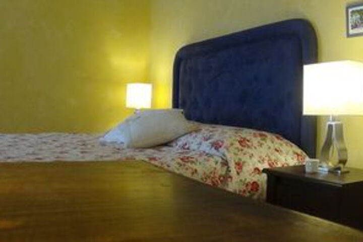 Room 10 of 34