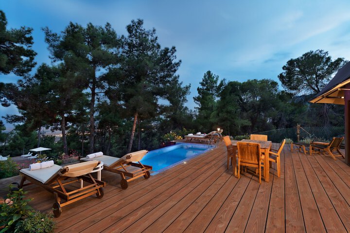 Terrace/Patio 26 of 57