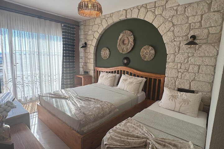 Room 8 of 41