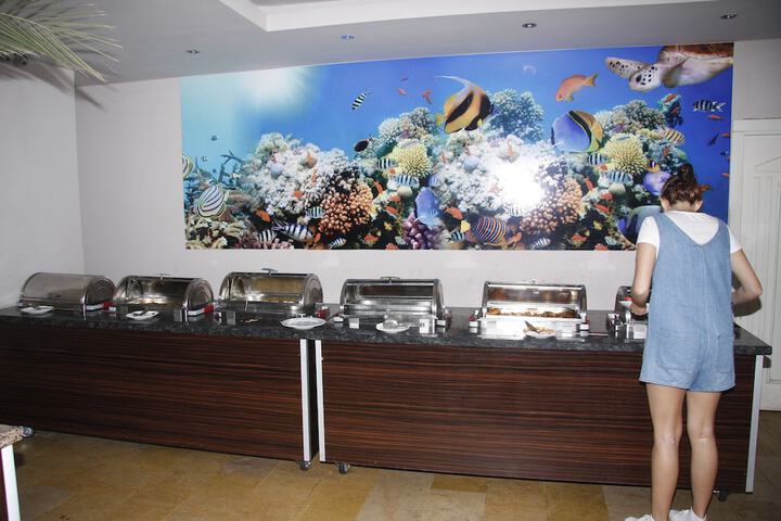 Dining Photos