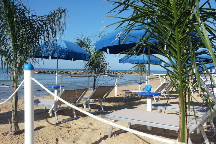 Beach 108 of 128