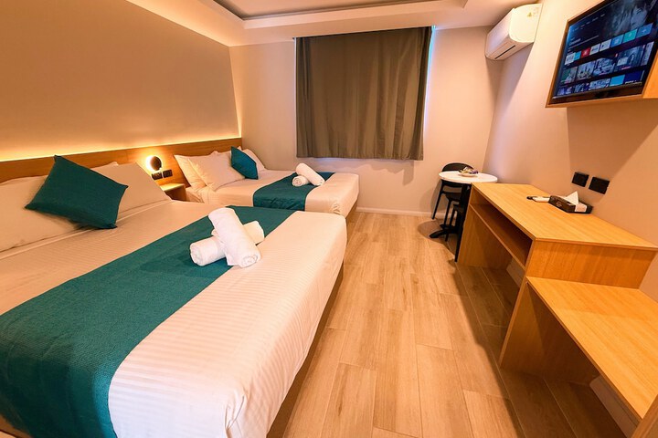 Room 11 of 52