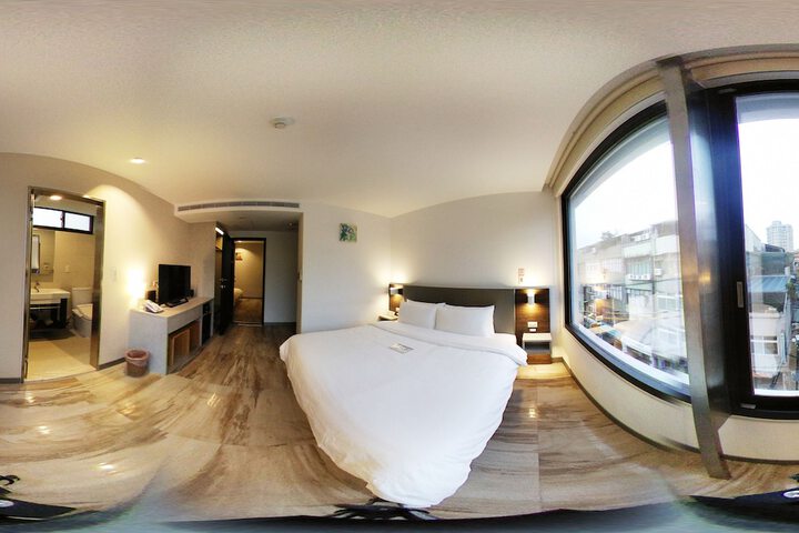 Room 29 of 53