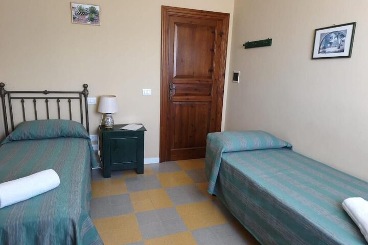 Room 29 of 54