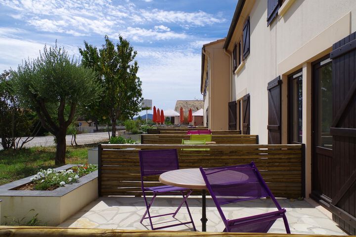Terrace/Patio 40 of 51