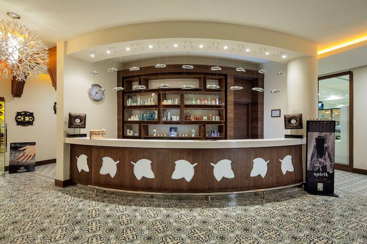 Hotel Interior 230 of 518