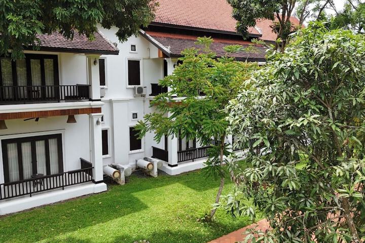 Hotel Exterior 168 of 277