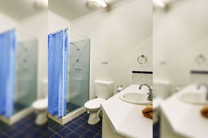 Room 21 of 46