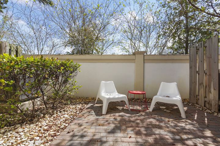 Terrace/Patio 18 of 37