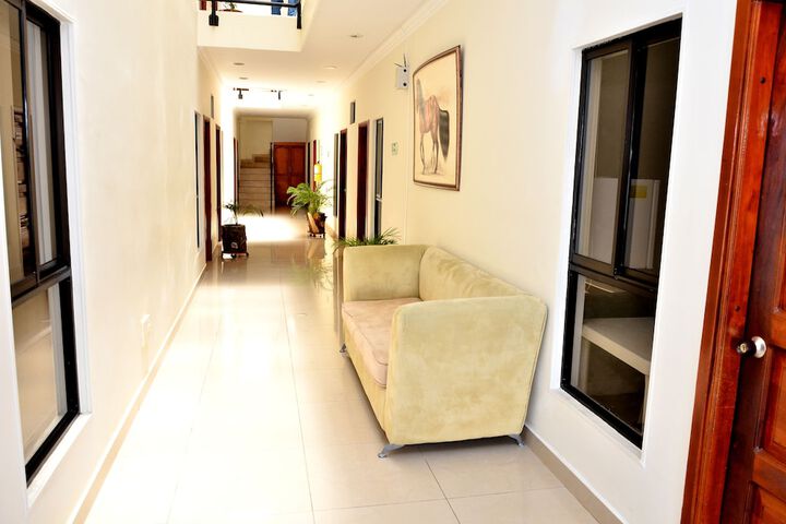 Ballroom/Hall 35 of 40