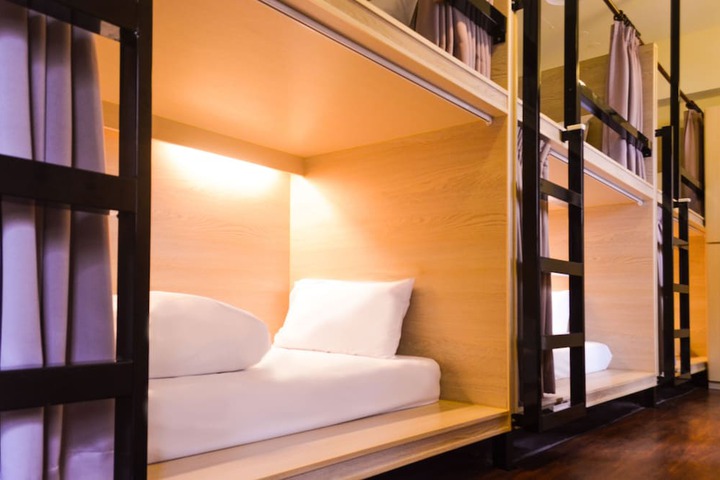Room 4 of 44