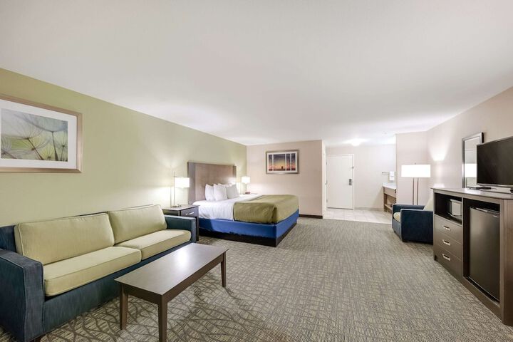 Room 21 of 41