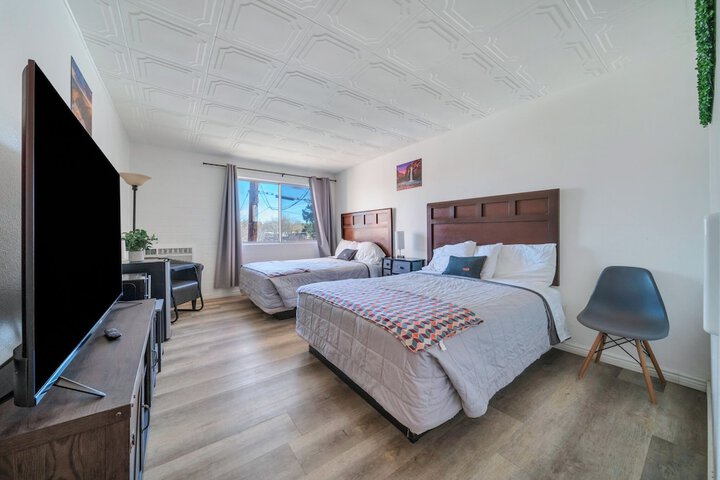 Room 17 of 52