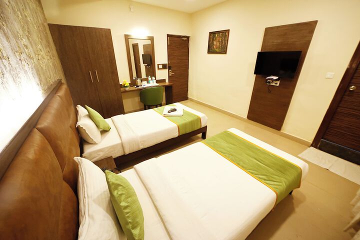 Room 16 of 30