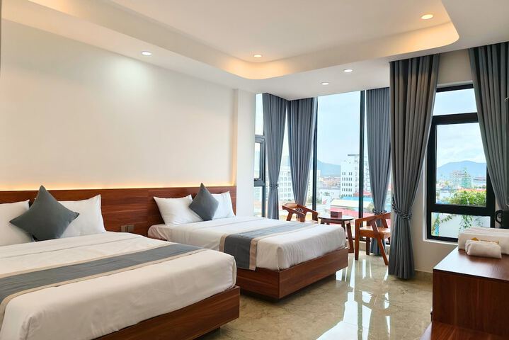 Room 17 of 65