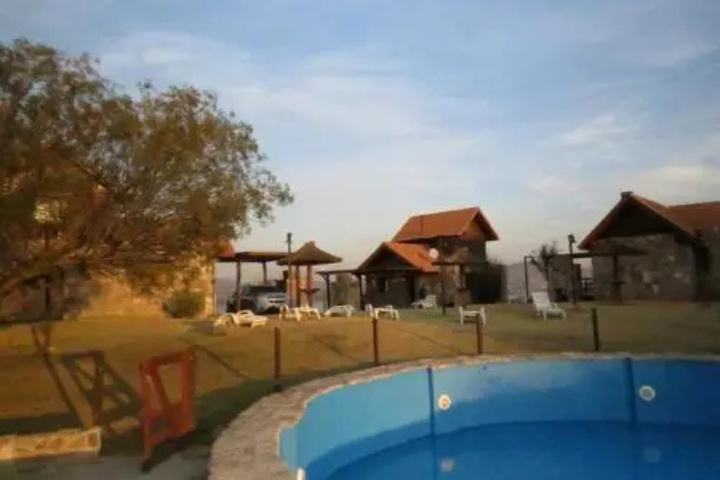 Pool 8 of 14