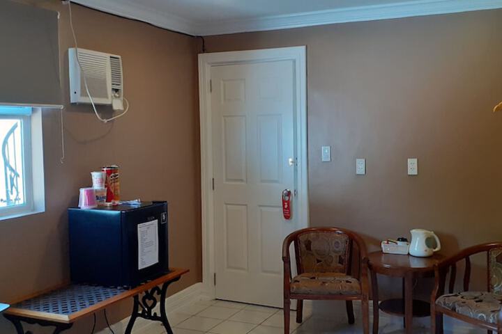 Room 16 of 16