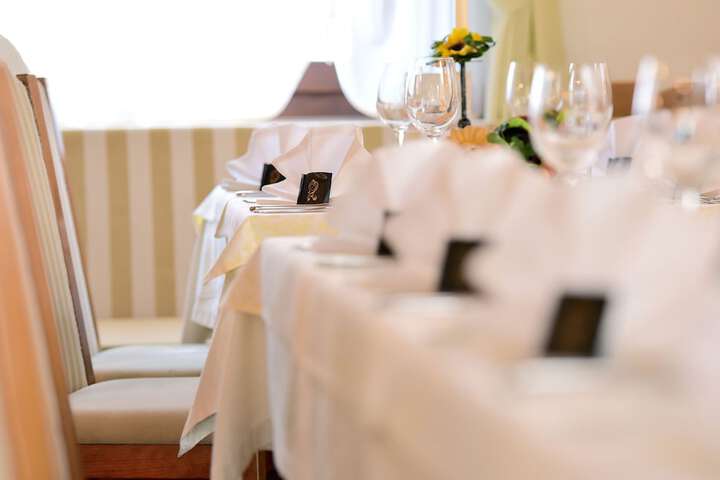 Dining 62 of 92