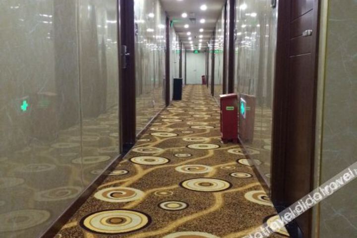 Hotel Interior 7 of 19