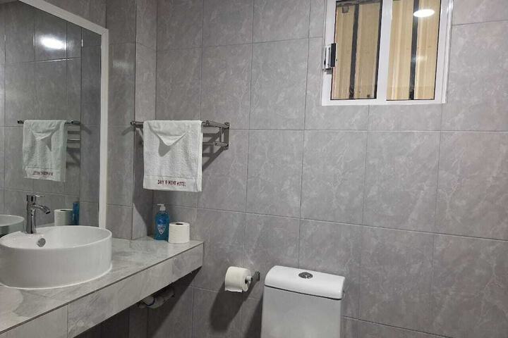 Room 18 of 31