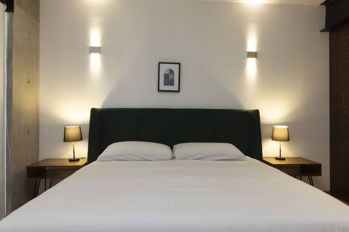 Room 41 of 148