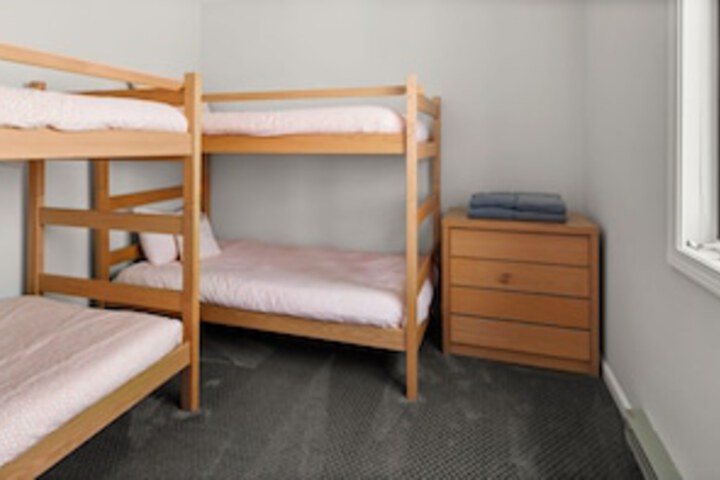 Room 19 of 141