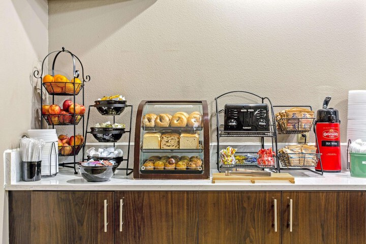 Breakfast/Coffee Service 37 of 41