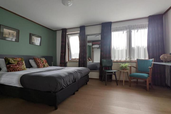 Photo 9