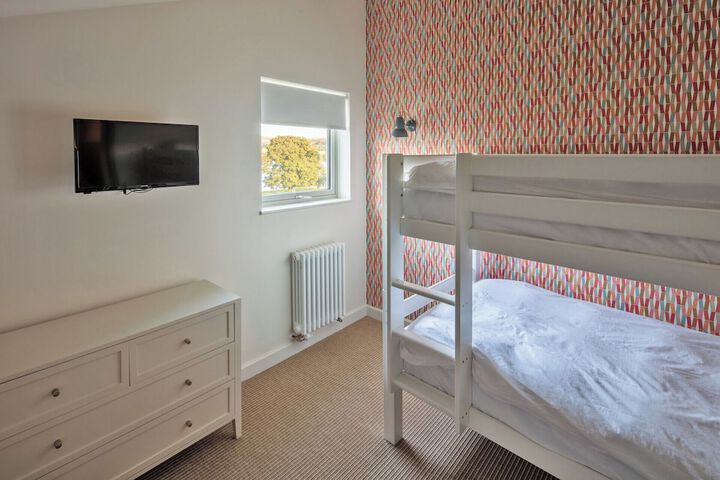 Room 5 of 47