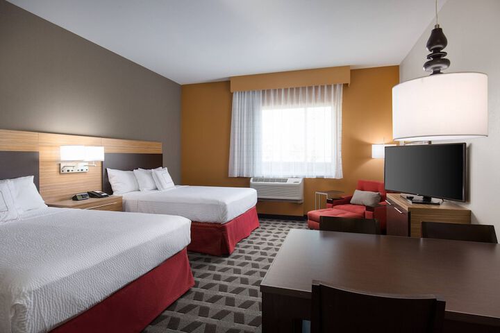 Room 4 of 84