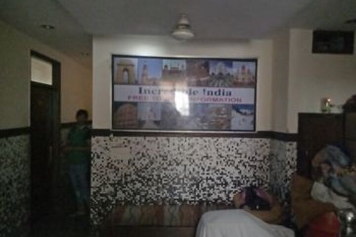 OYO 39963 Hotel Euro Inn