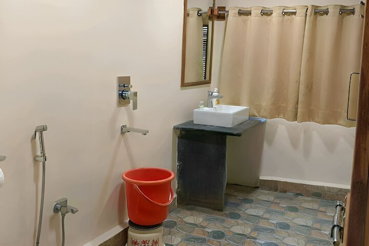 Room 20 of 38