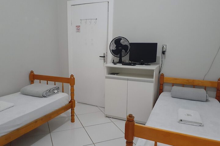 Room 6 of 43
