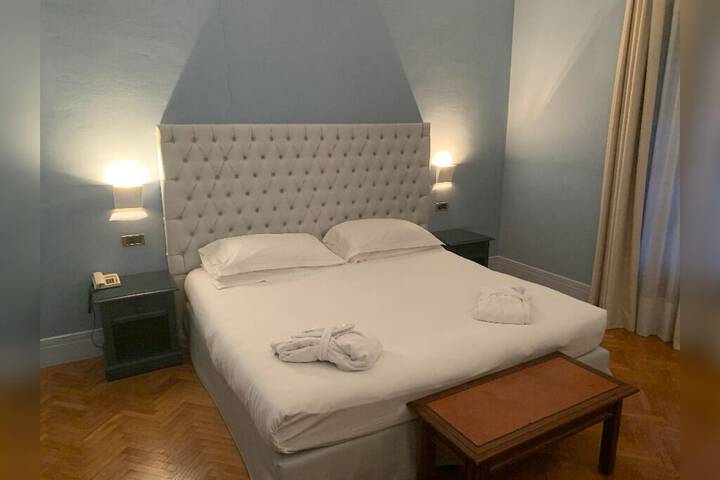 Room 17 of 70